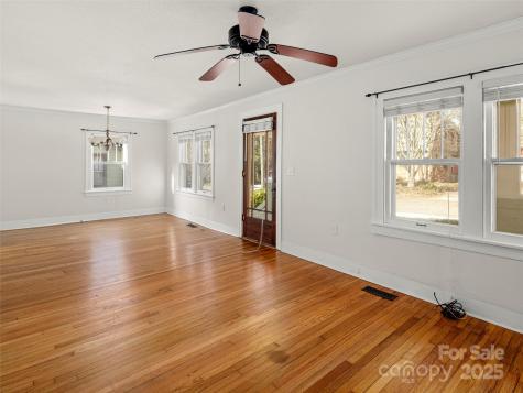 6 Buckingham Court Asheville NC 28803