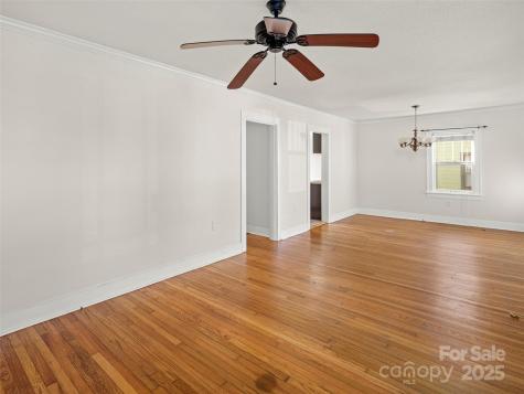 6 Buckingham Court Asheville NC 28803