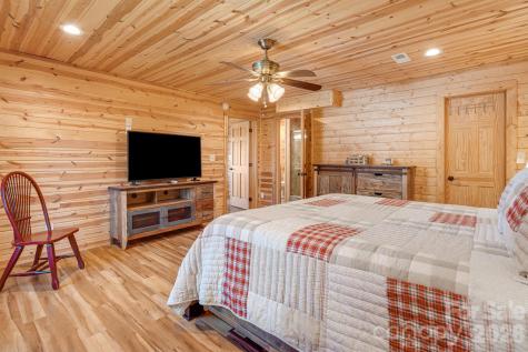 121 Scenic Wolf Drive Mars Hill NC 28754