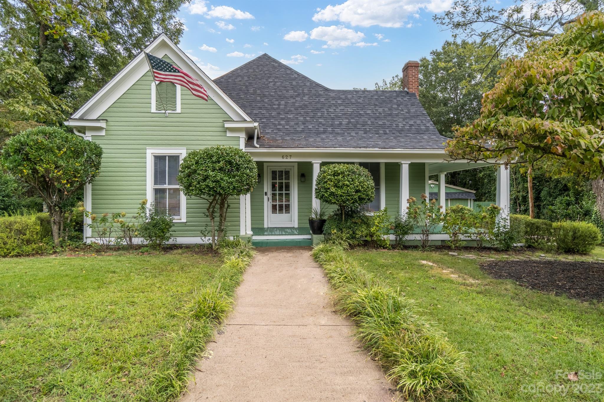 627 S Mulberry Street Statesville NC 28677