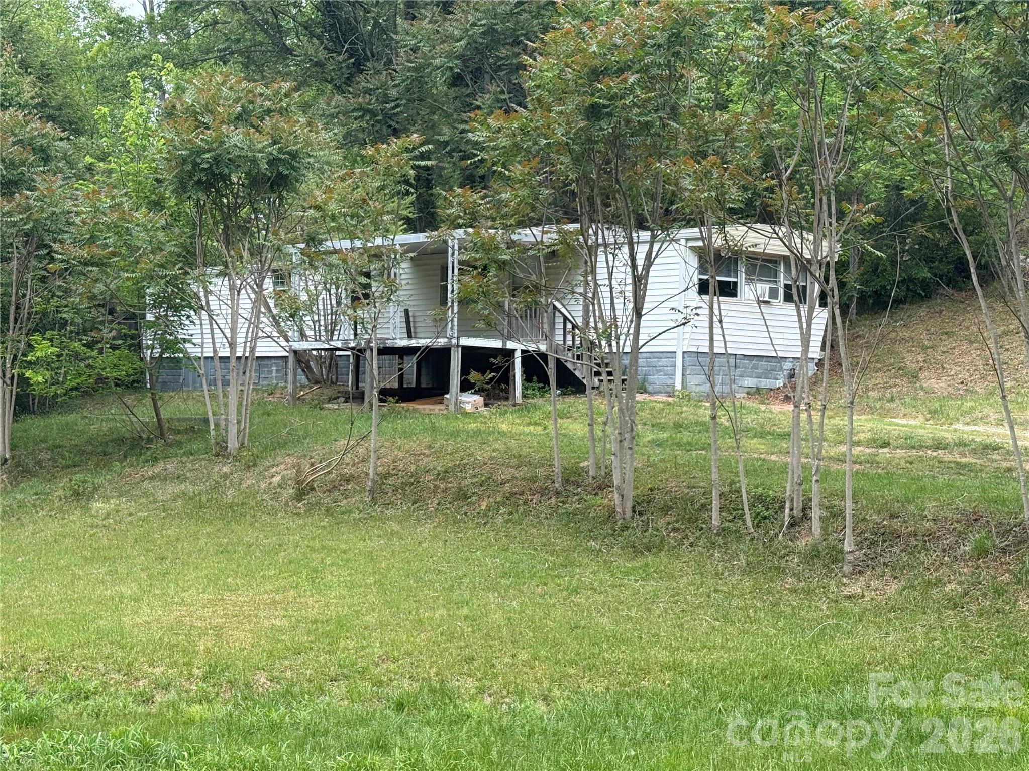45 Overbrook Drive Saluda NC 28773