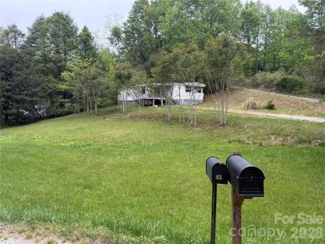 45 Overbrook Drive Saluda NC 28773