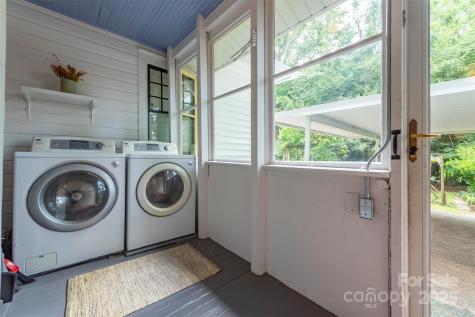 20 Vandalia Avenue Asheville NC 28806