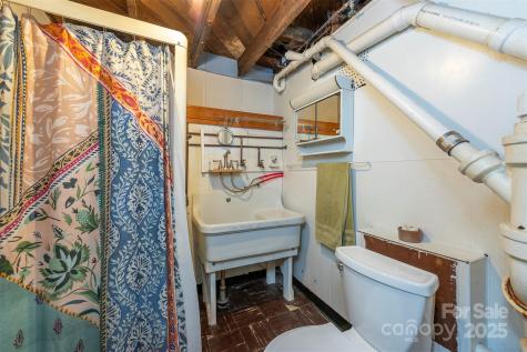 20 Vandalia Avenue Asheville NC 28806