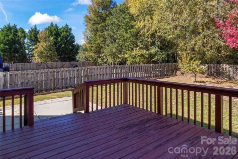 14422 Lake Crossing Drive Charlotte NC 28278