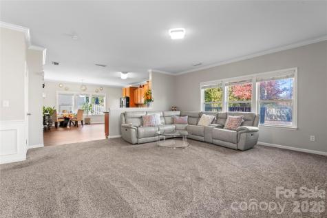 14422 Lake Crossing Drive Charlotte NC 28278
