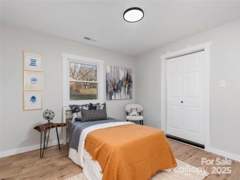 1109 S Prestonwood Drive Hendersonville NC 28739