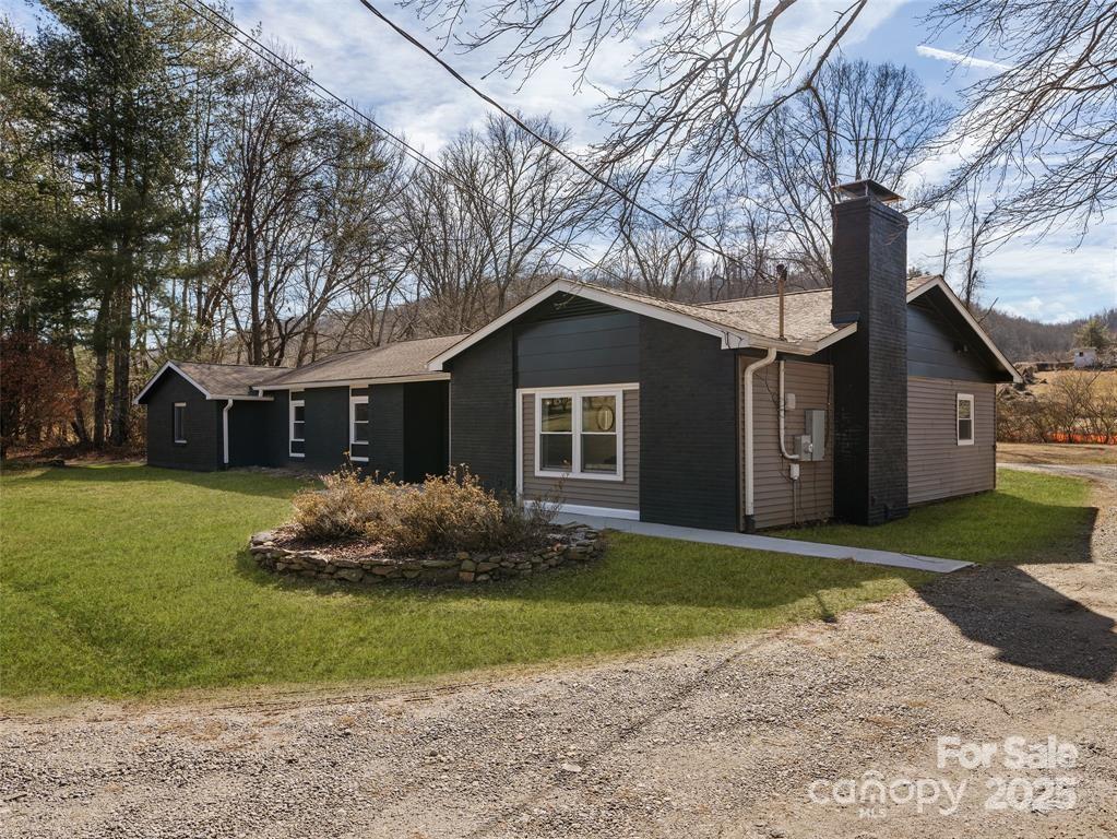 1109 S Prestonwood Drive Hendersonville NC 28739