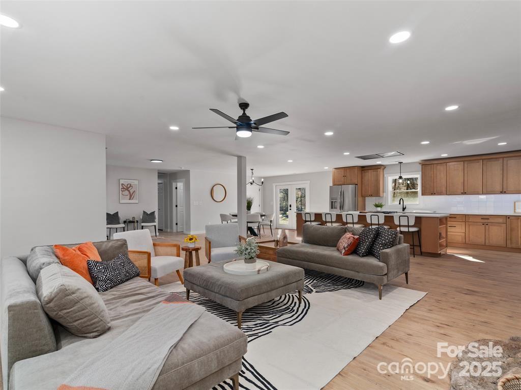 1109 S Prestonwood Drive Hendersonville NC 28739