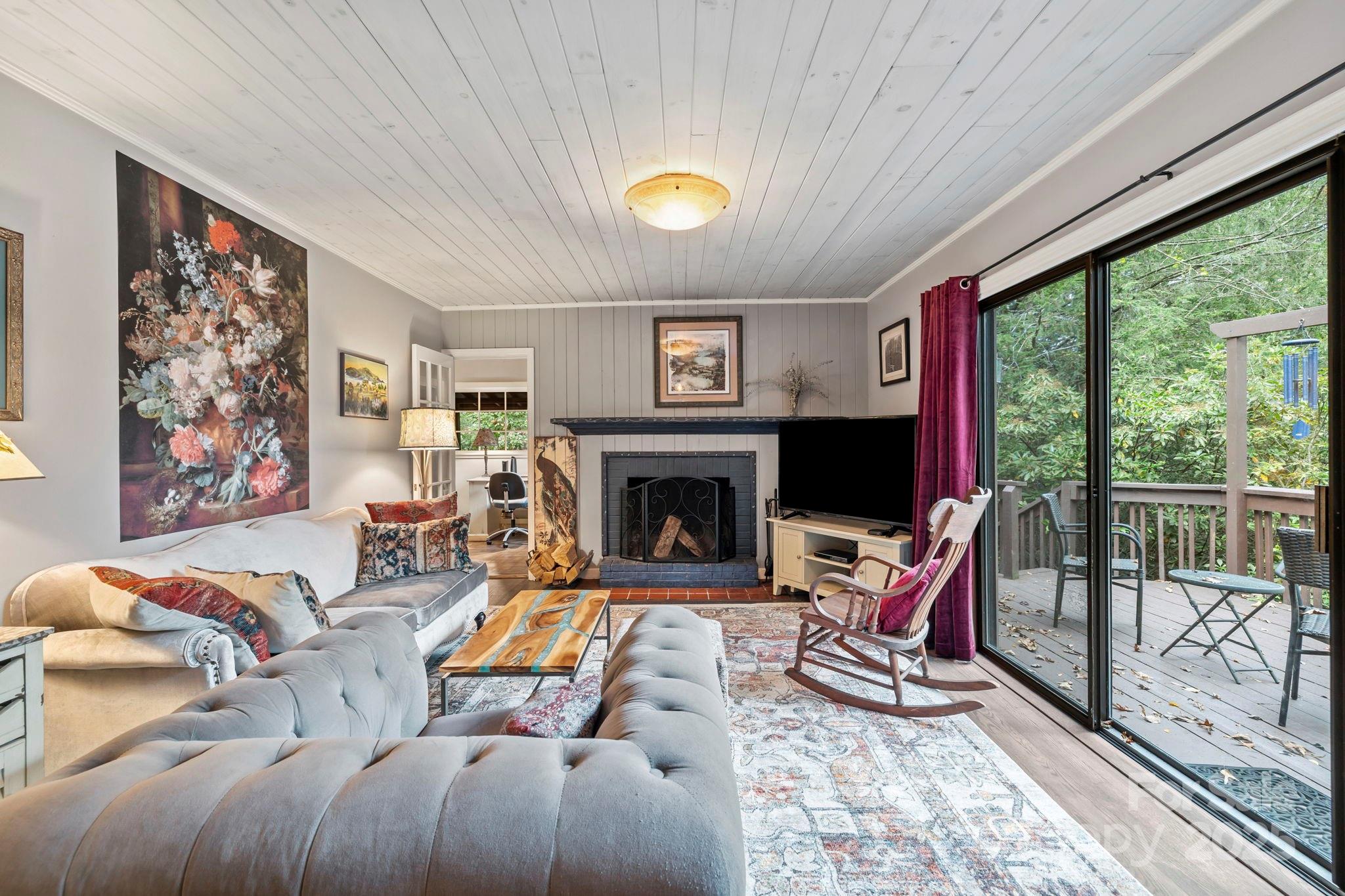 190 School Road Asheville NC 28806