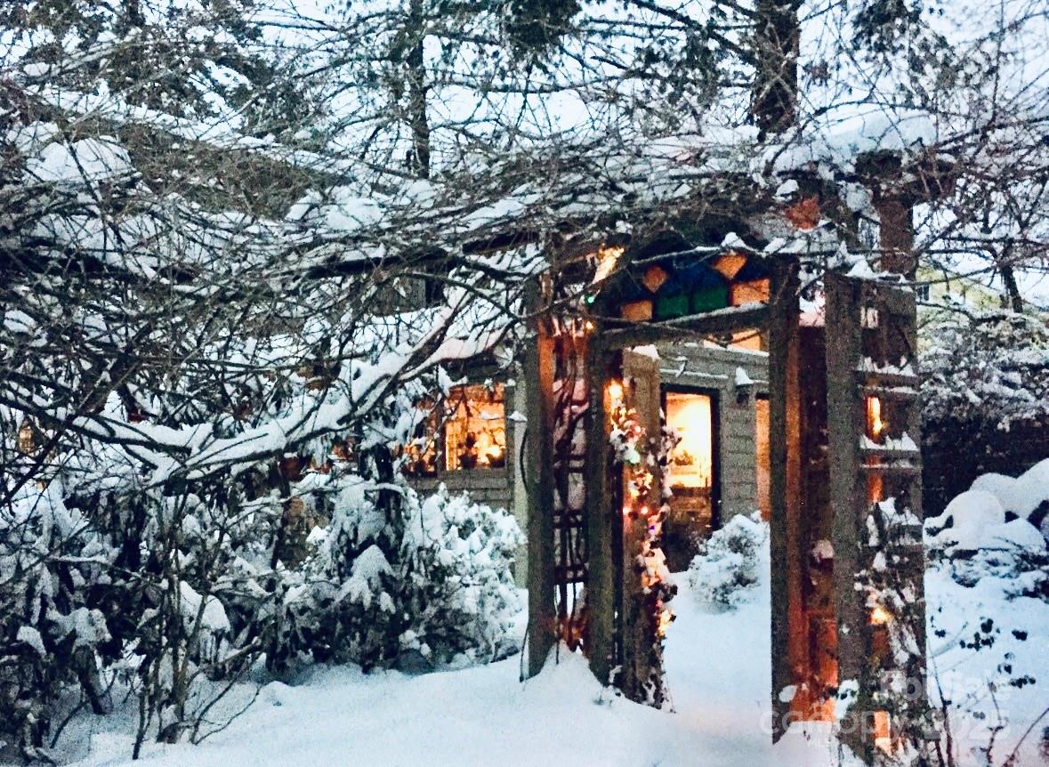 190 School Road Asheville NC 28806