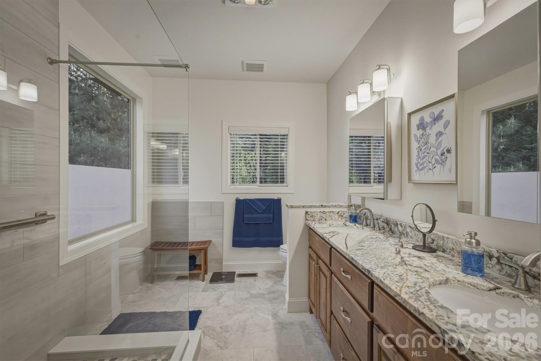 2224 W Paradise Harbor Drive Connelly Springs NC 28612