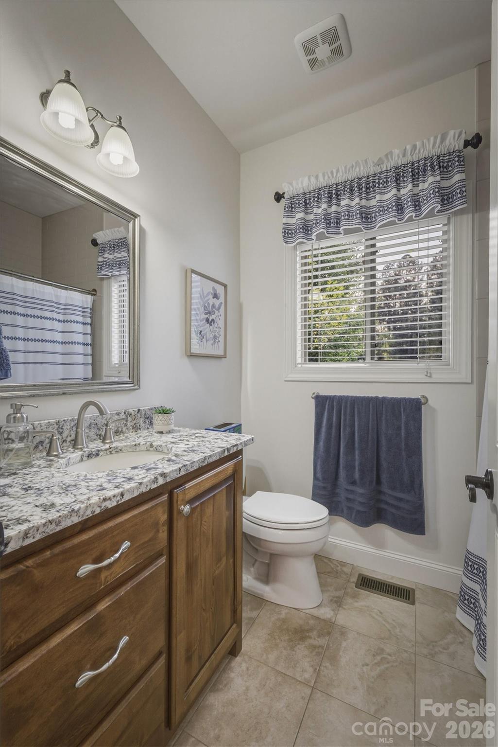 2224 W Paradise Harbor Drive Connelly Springs NC 28612