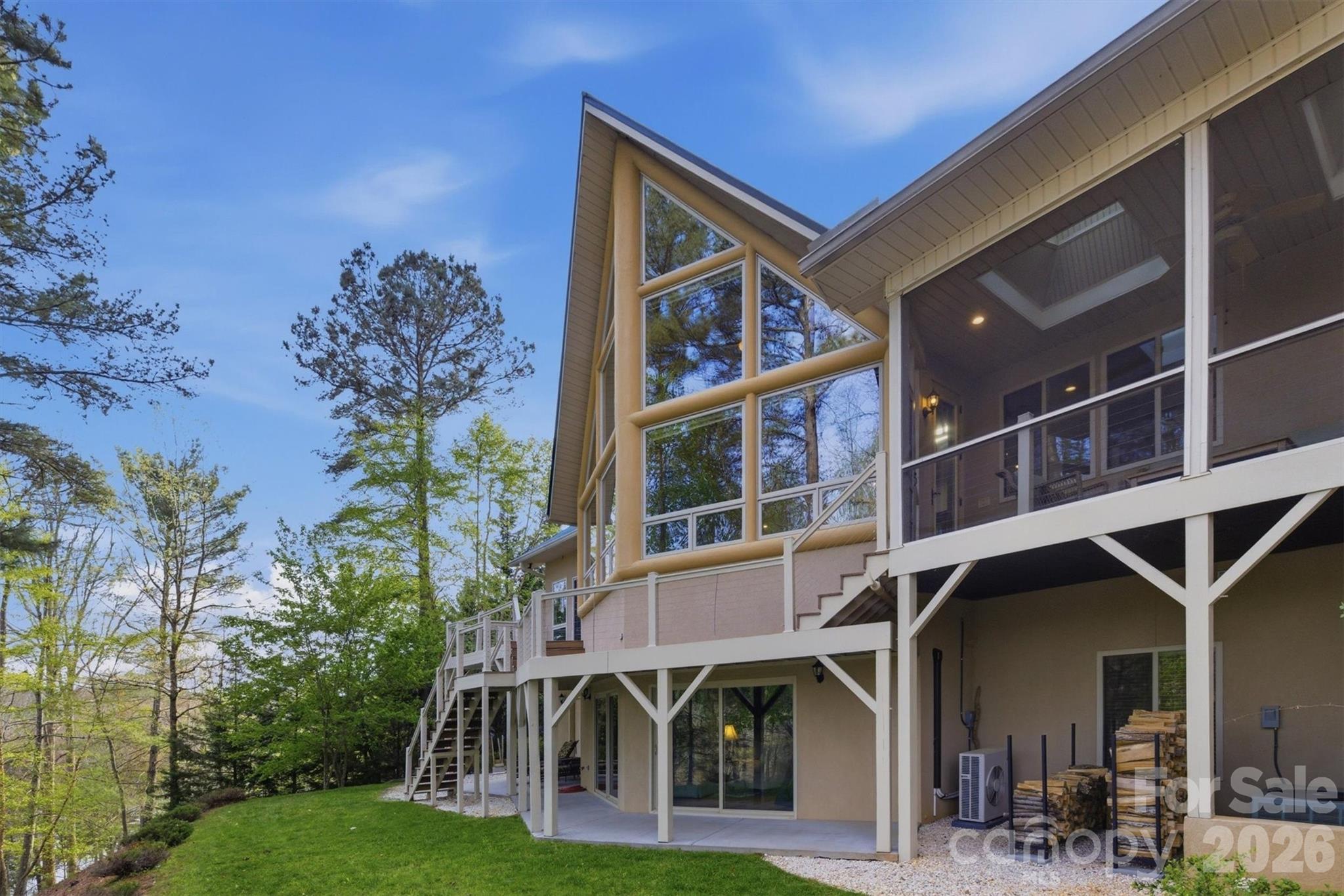 2224 W Paradise Harbor Drive Connelly Springs NC 28612