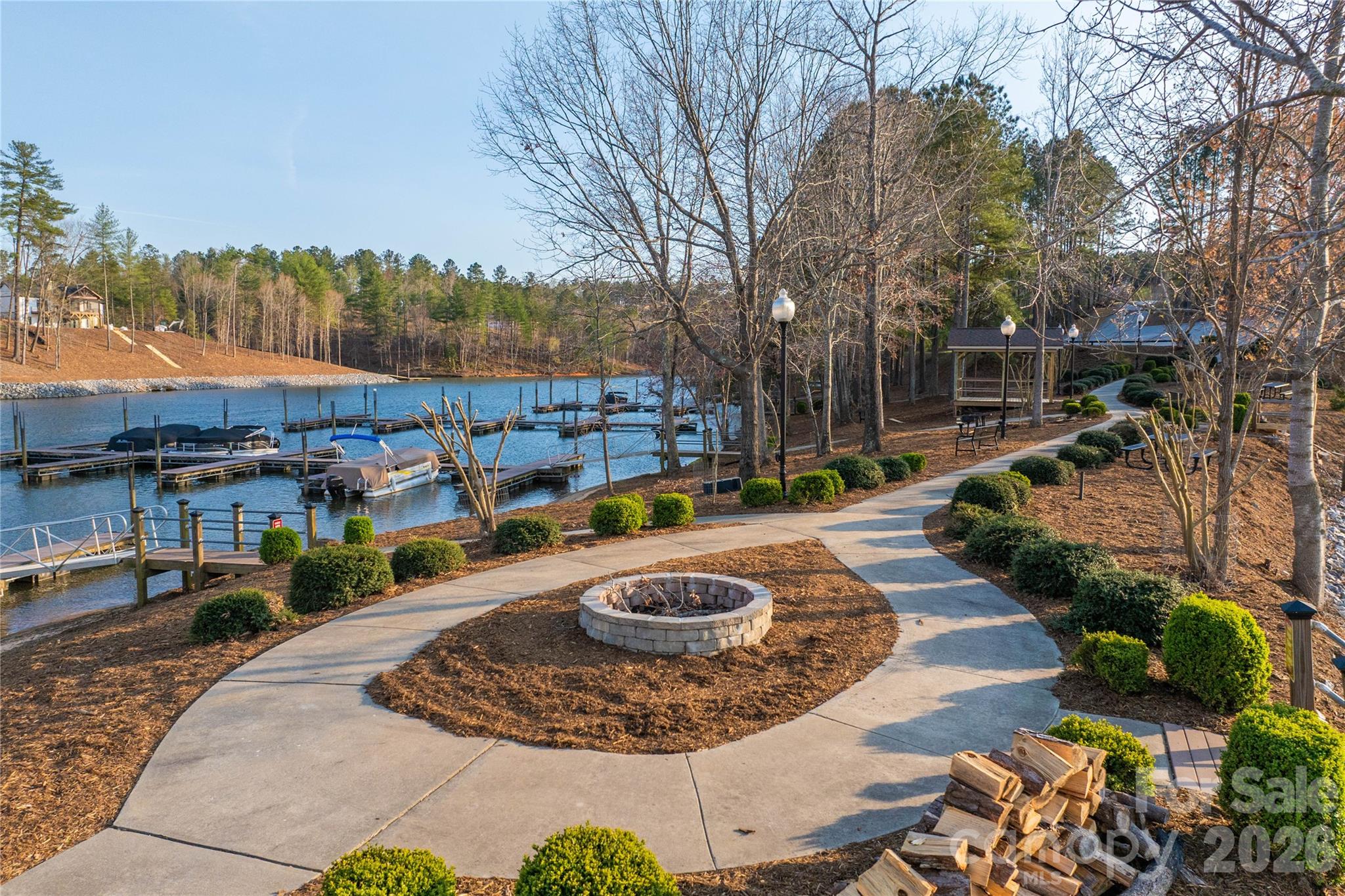2224 W Paradise Harbor Drive Connelly Springs NC 28612