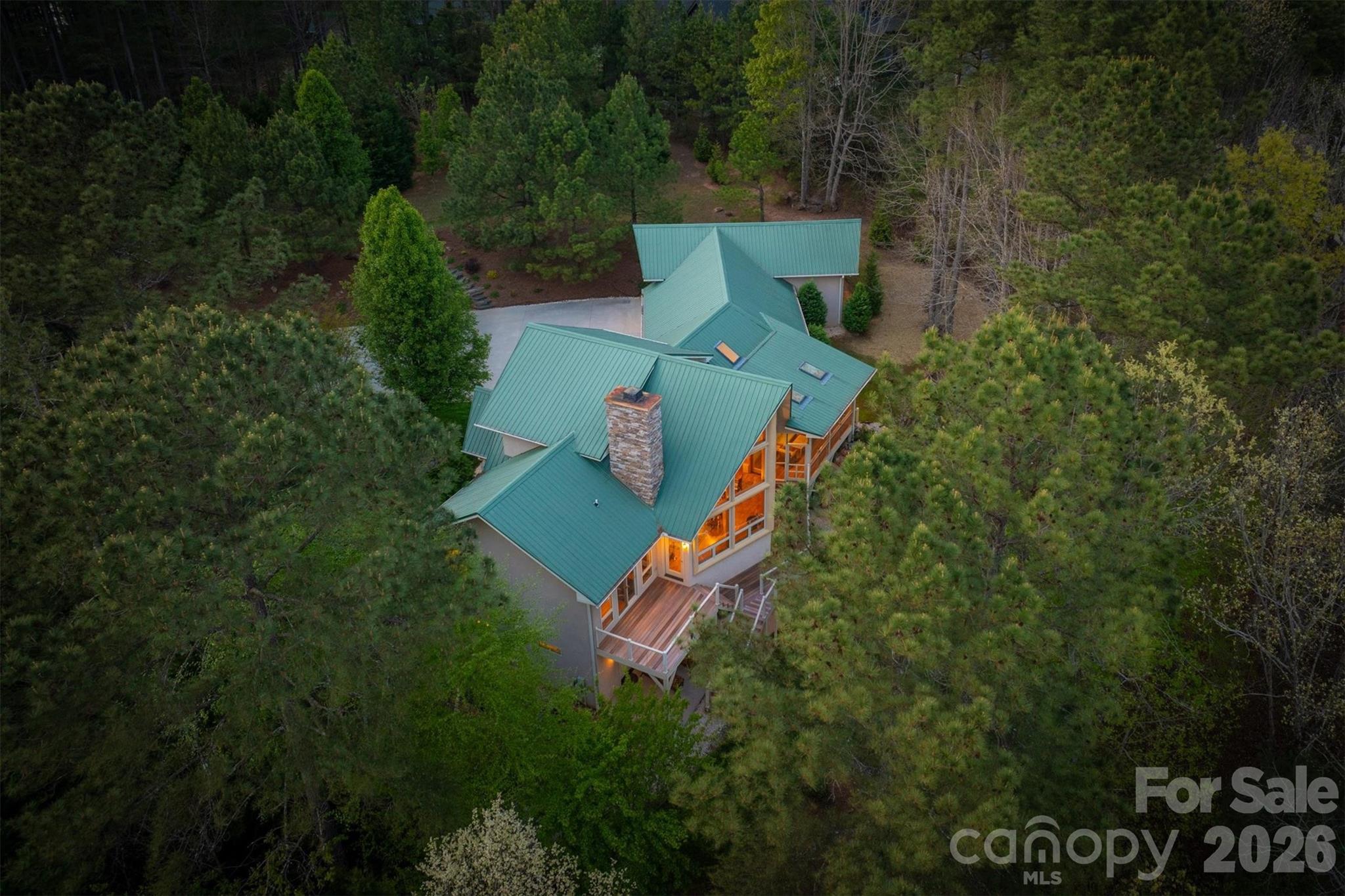 2224 W Paradise Harbor Drive Connelly Springs NC 28612