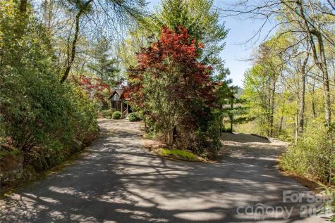 601 Hawk Mountain Road Lake Toxaway NC 28747