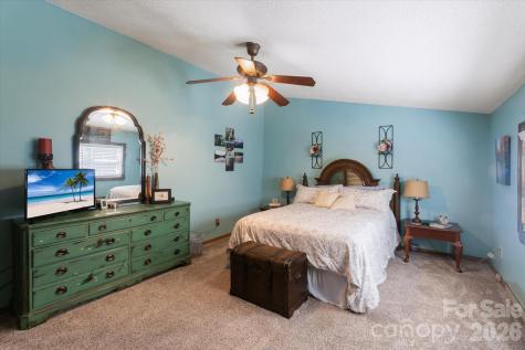 46 Hummingbird Drive Maggie Valley NC 28751