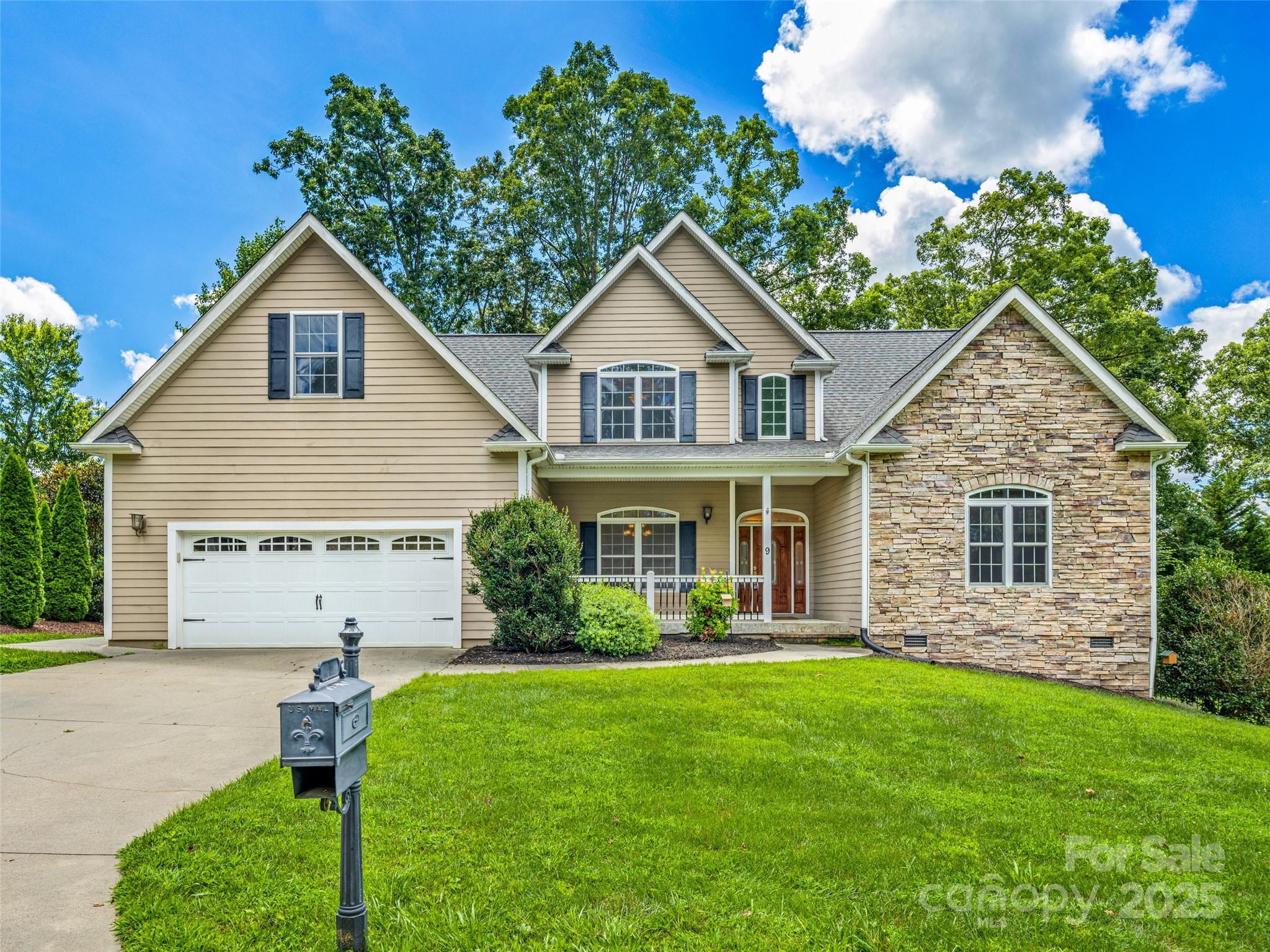 9 Foggy Glen Drive Arden NC 28704