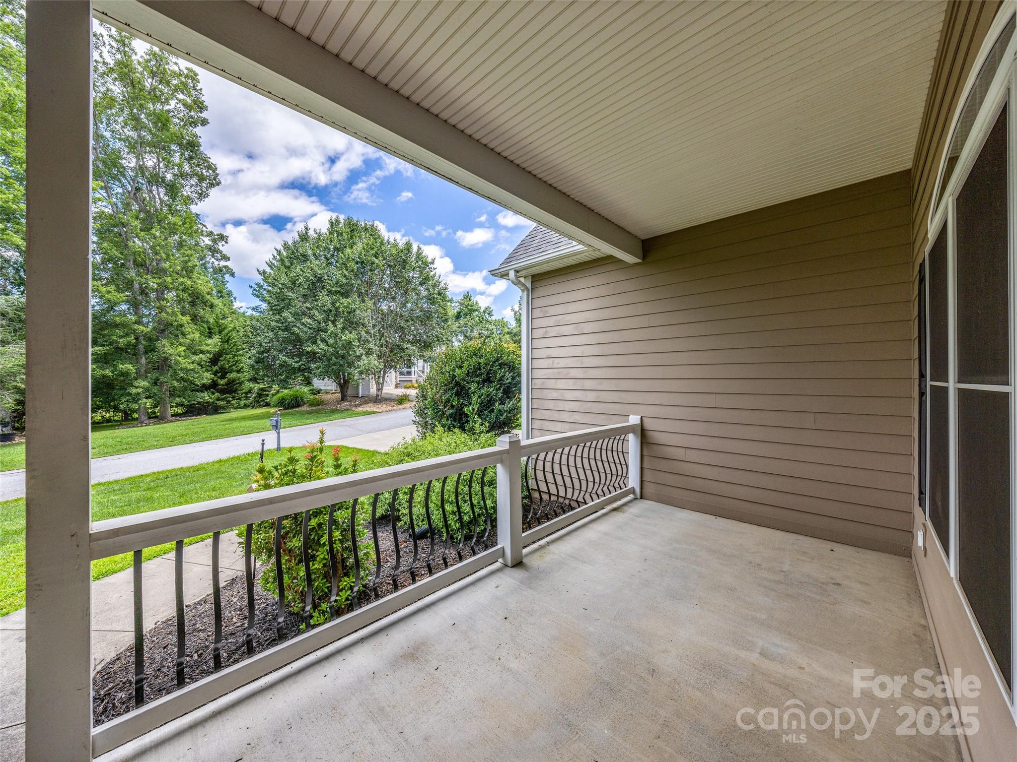 9 Foggy Glen Drive Arden NC 28704