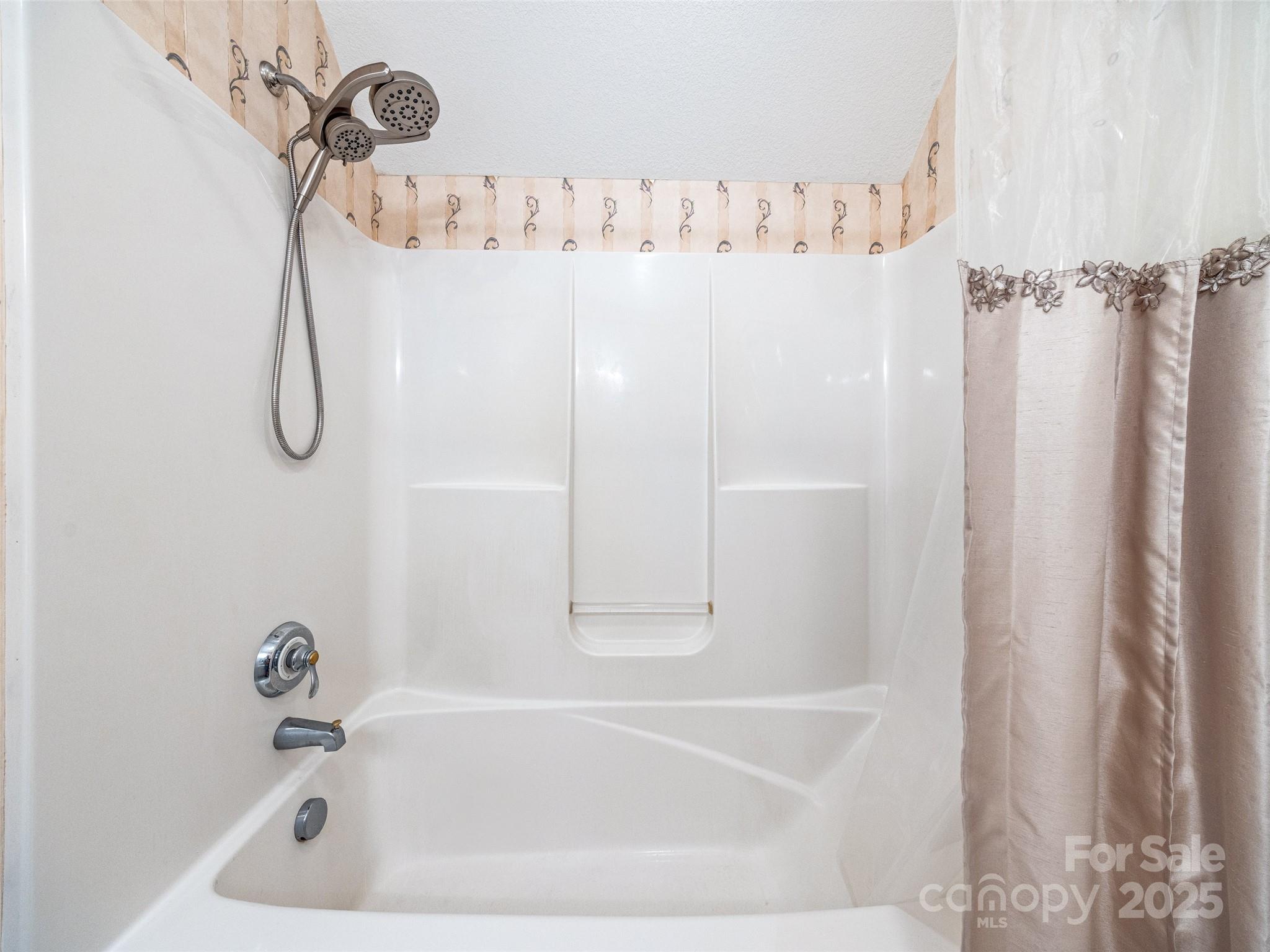 9 Foggy Glen Drive Arden NC 28704