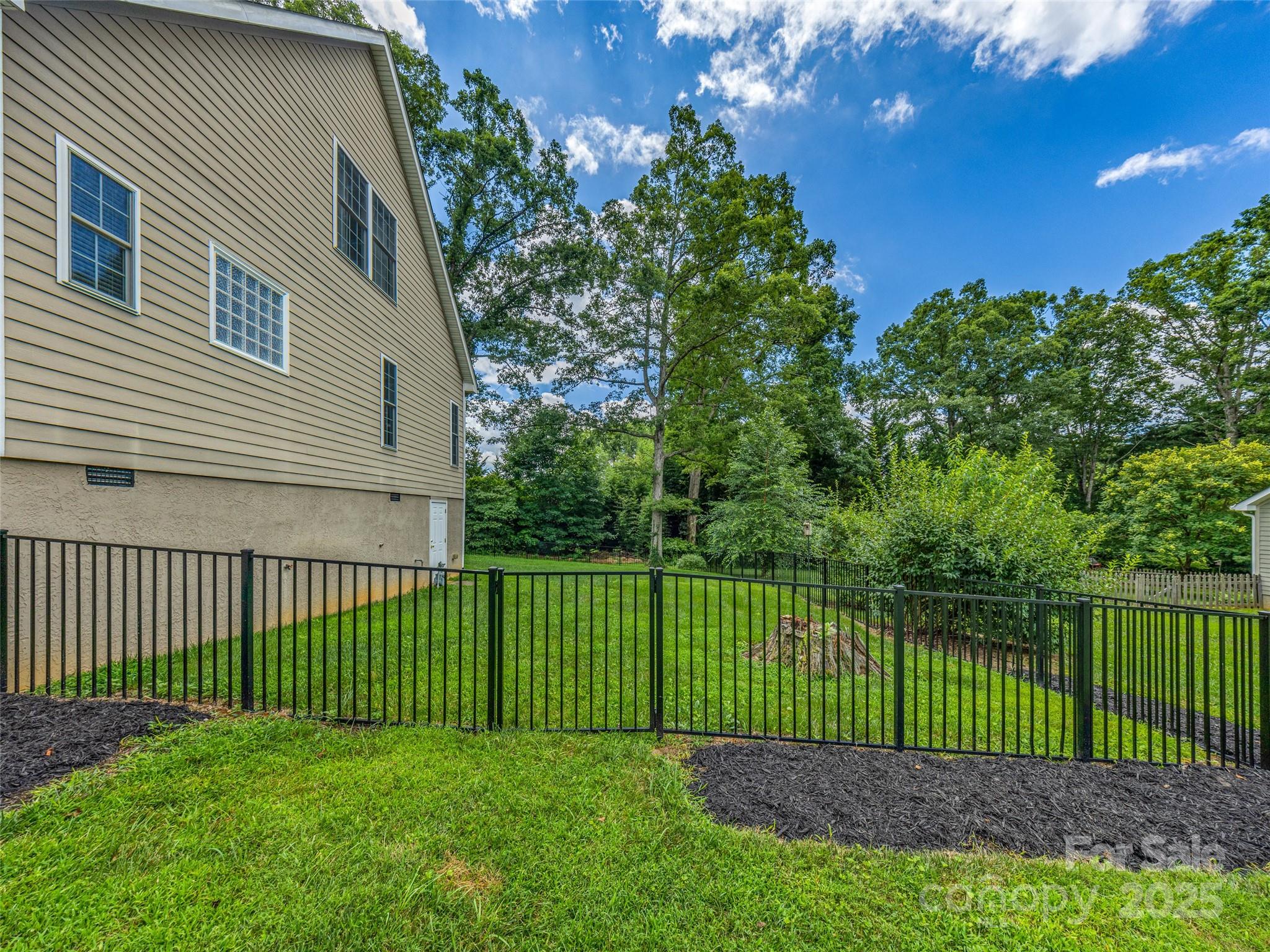 9 Foggy Glen Drive Arden NC 28704