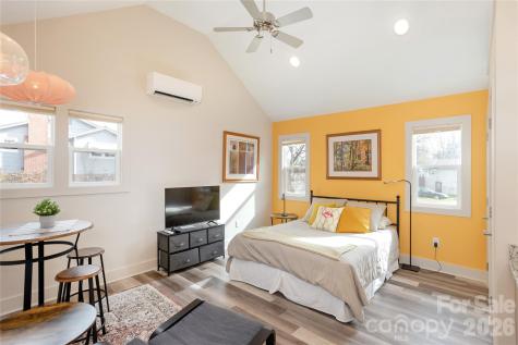 608 Ray Avenue Hendersonville NC 28792