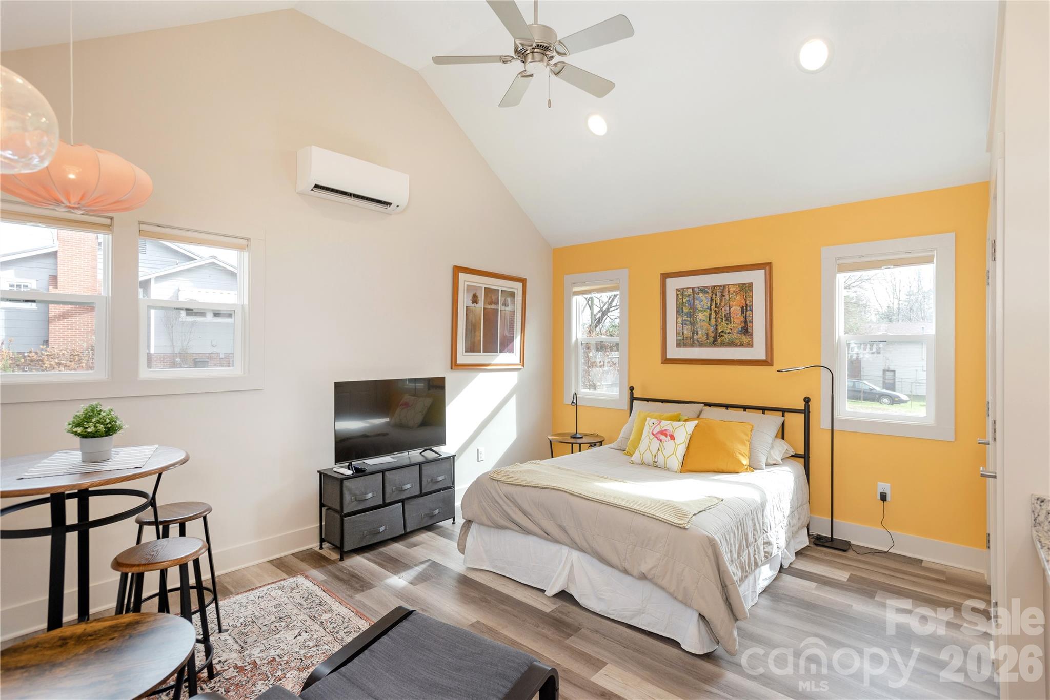 608 Ray Avenue Hendersonville NC 28792
