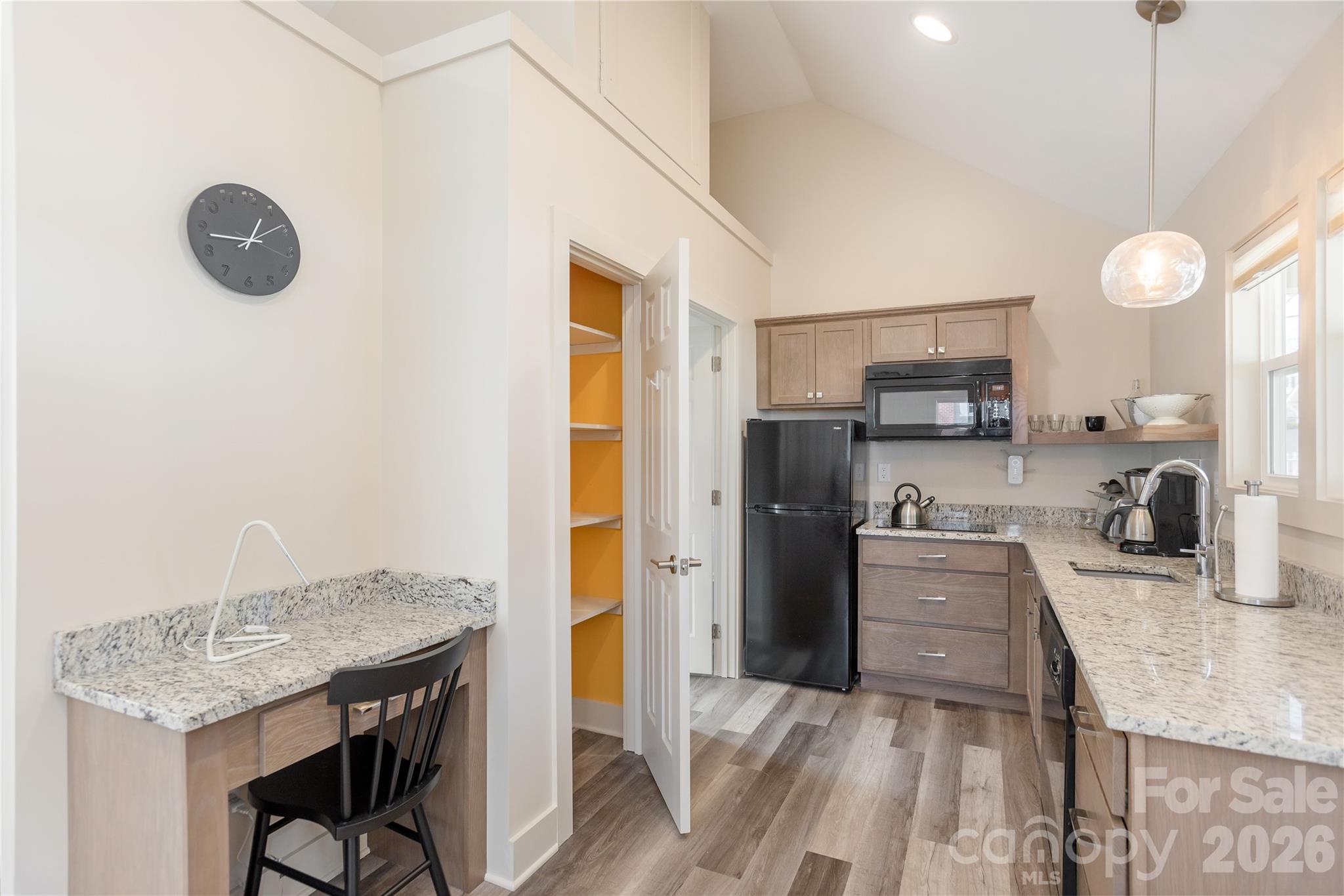 608 Ray Avenue Hendersonville NC 28792