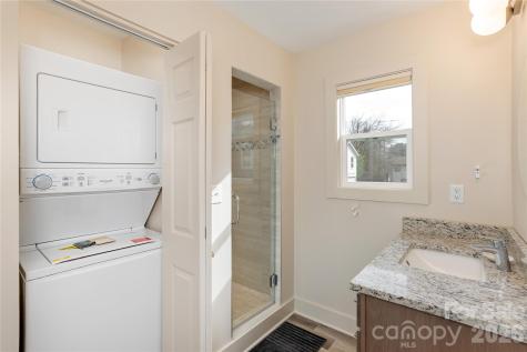 608 Ray Avenue Hendersonville NC 28792