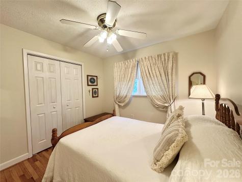 1577 Catawba Terrace Lenoir NC 28645