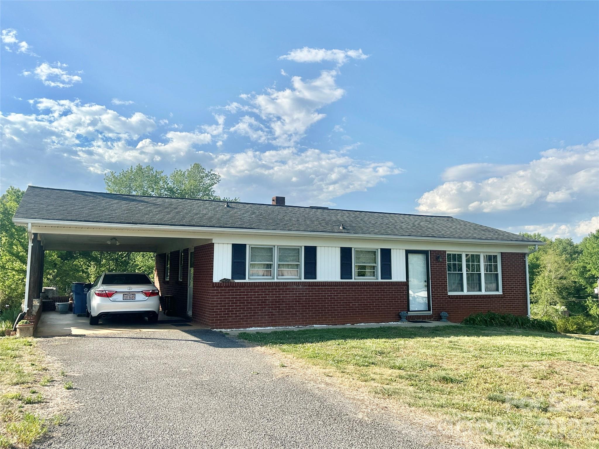 1577 Catawba Terrace Lenoir NC 28645