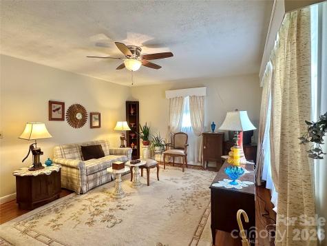 1577 Catawba Terrace Lenoir NC 28645