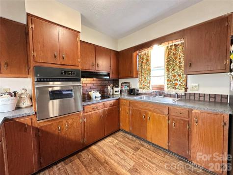 1577 Catawba Terrace Lenoir NC 28645