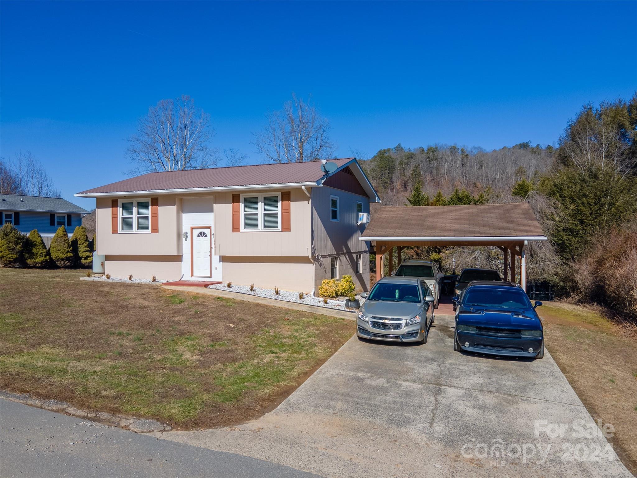 240 Holly Hill Road Bryson City NC 28713
