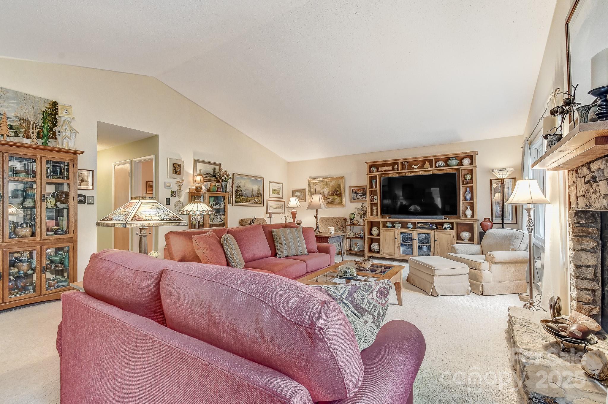 75 S Black Oak Drive Asheville NC 28804