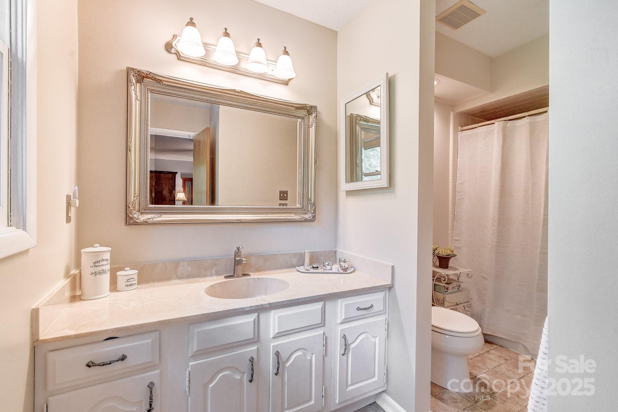 75 S Black Oak Drive Asheville NC 28804