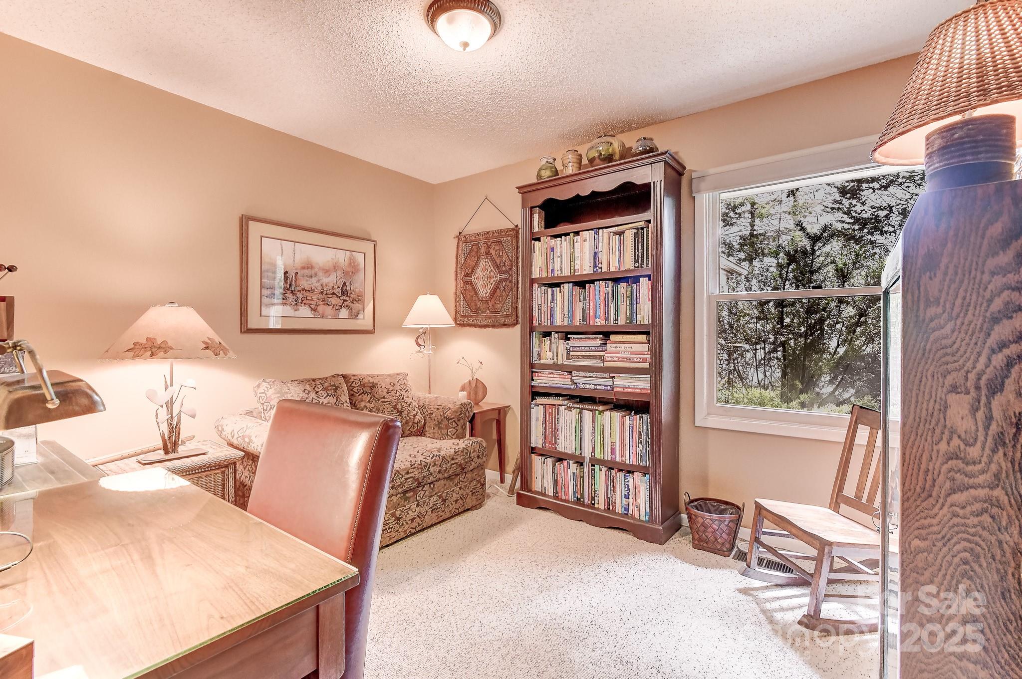 75 S Black Oak Drive Asheville NC 28804