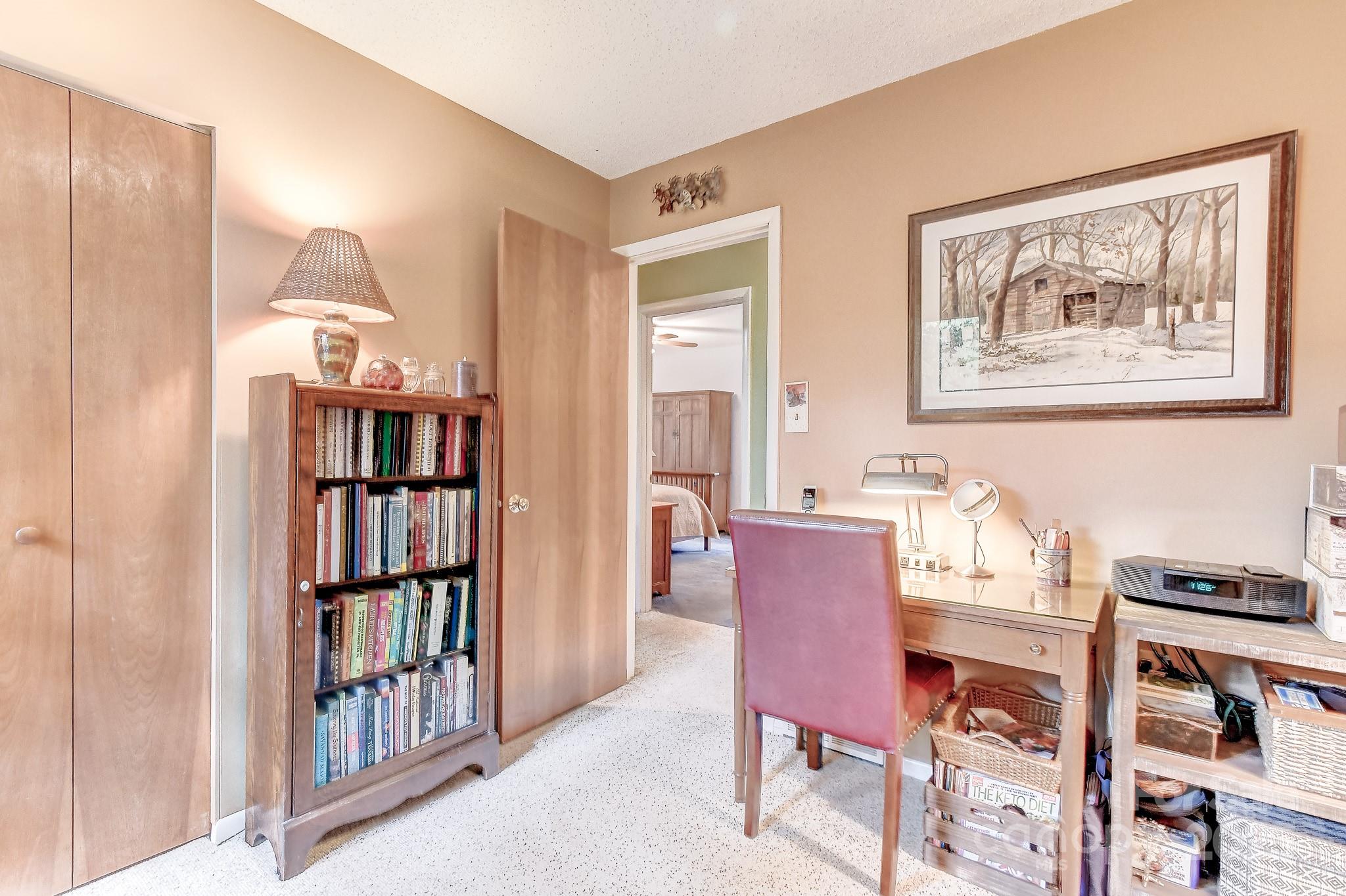 75 S Black Oak Drive Asheville NC 28804