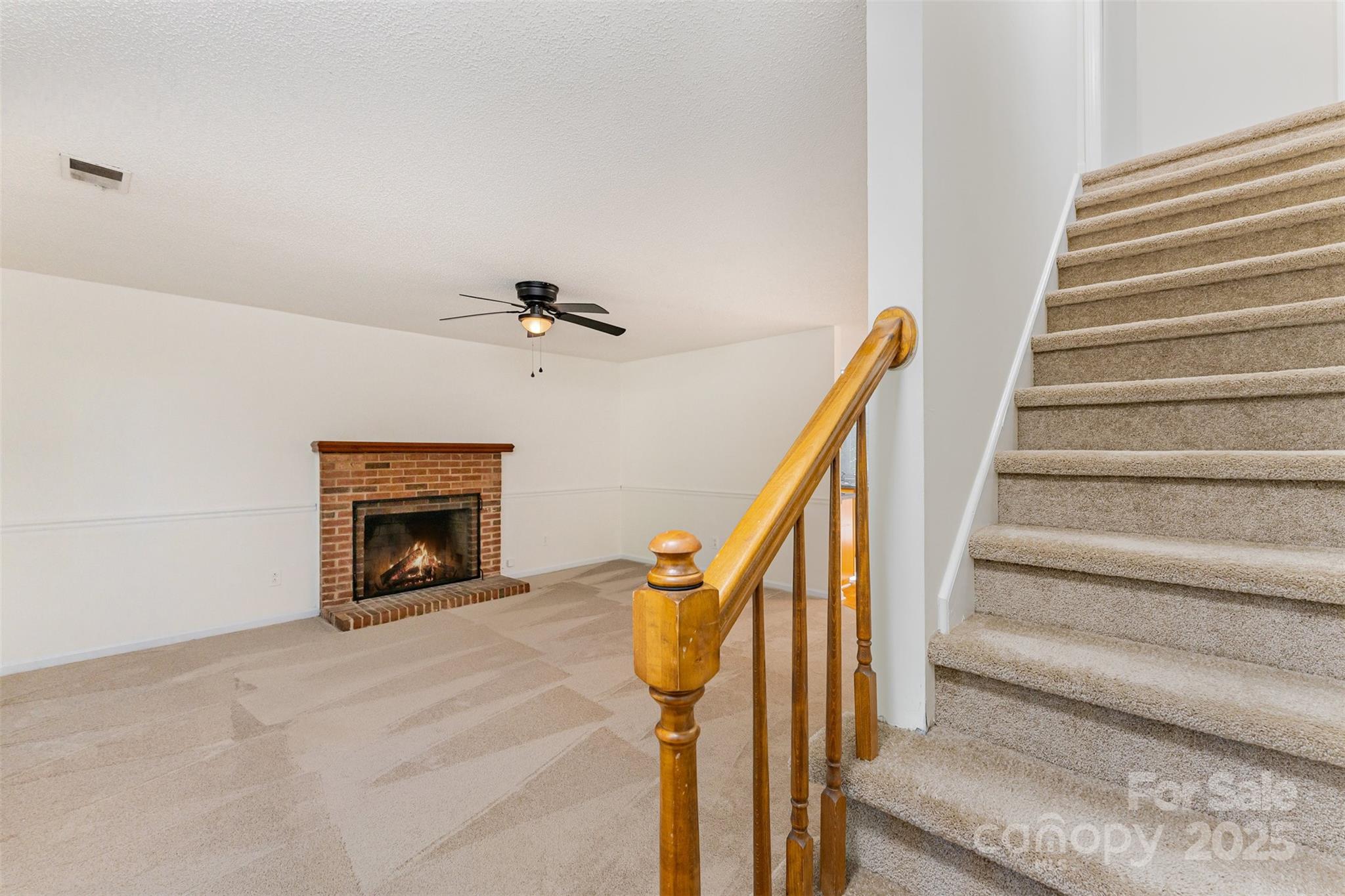 2319 Oak Leigh Drive Charlotte NC 28262