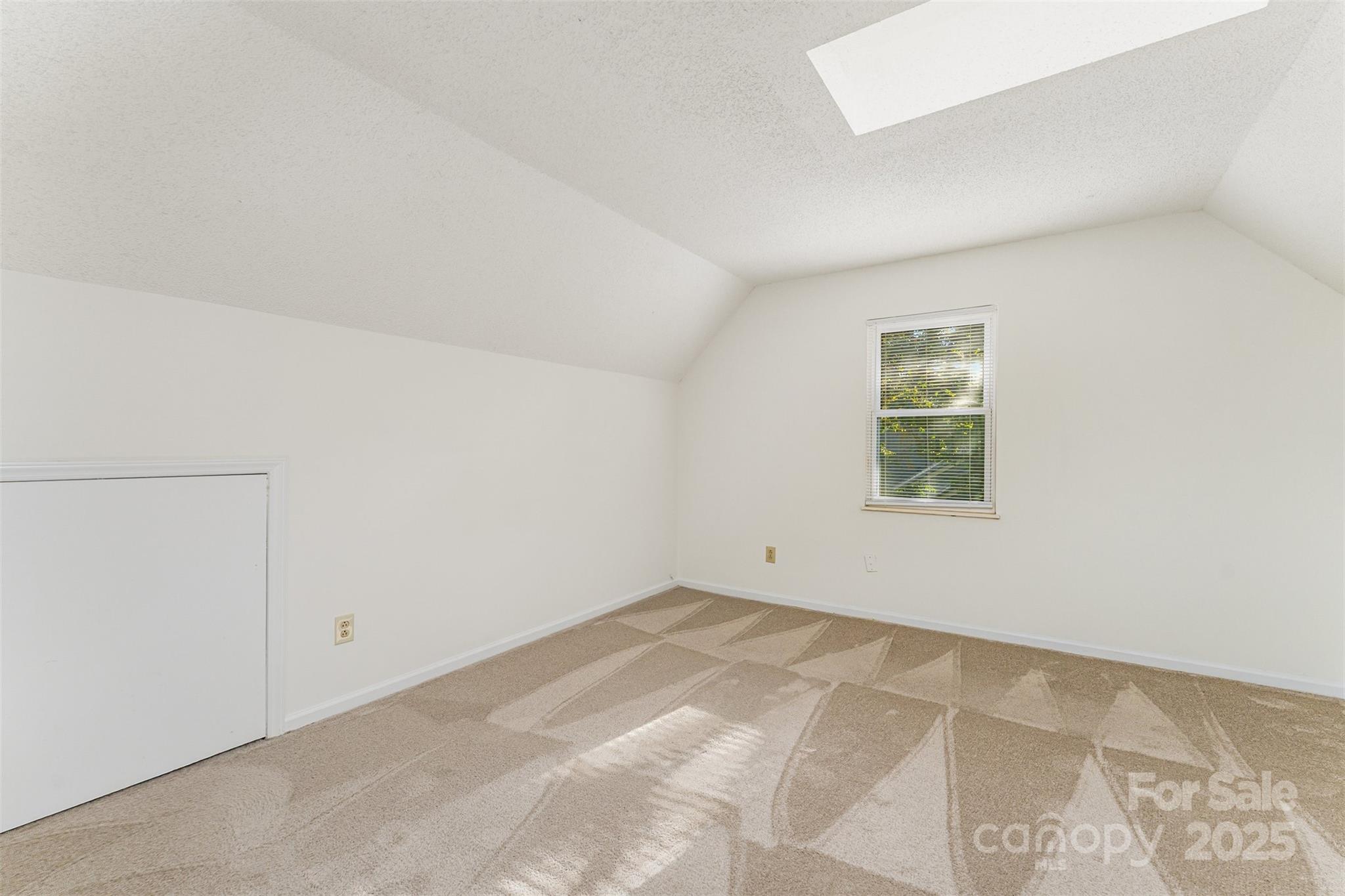 2319 Oak Leigh Drive Charlotte NC 28262