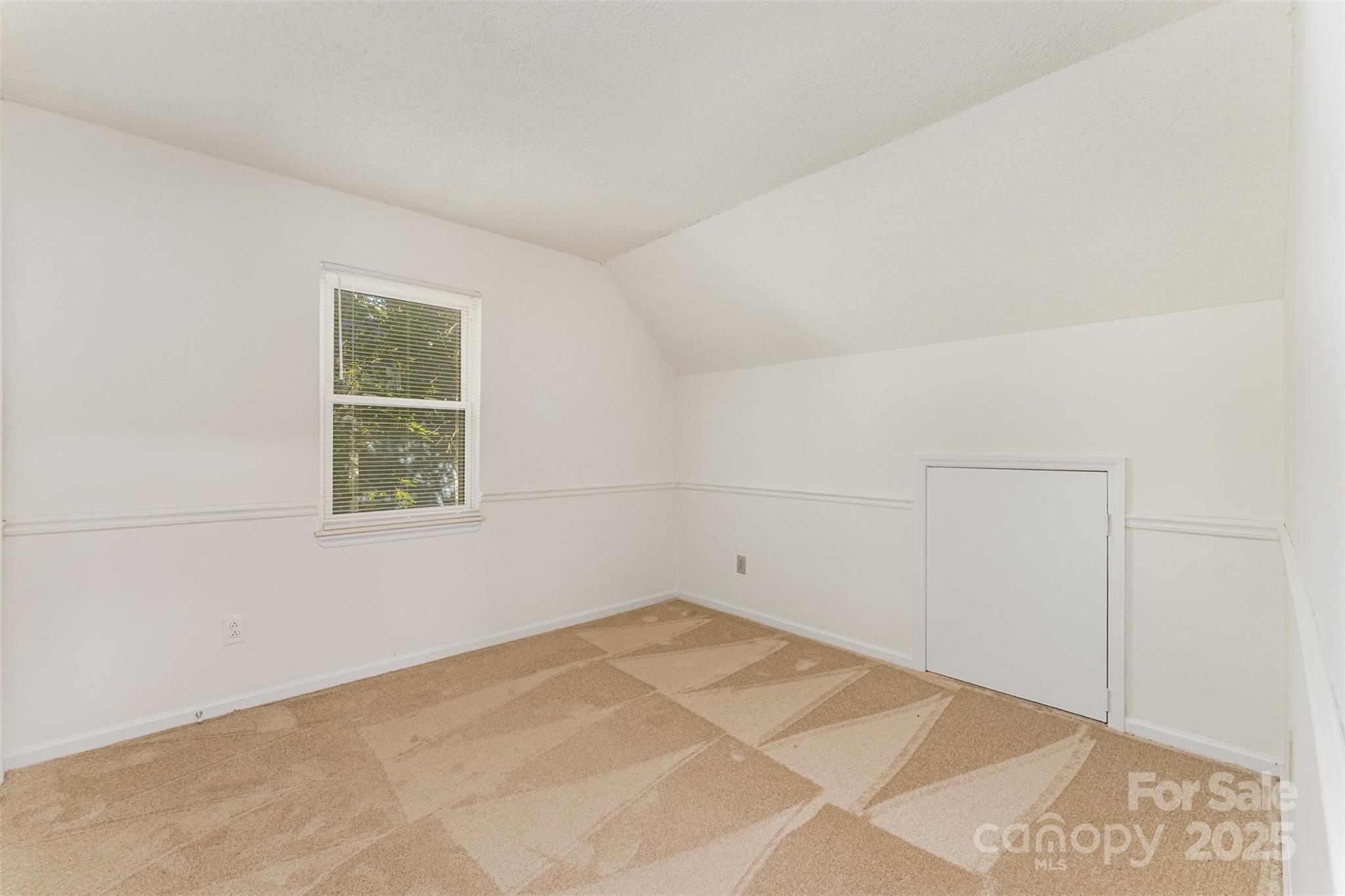 2319 Oak Leigh Drive Charlotte NC 28262