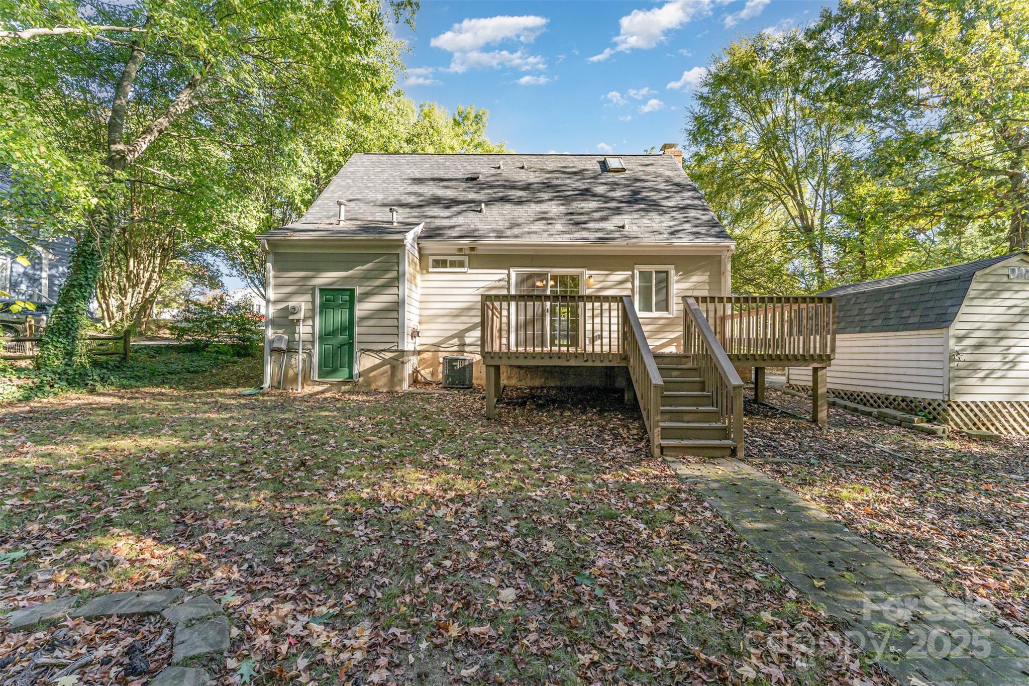 2319 Oak Leigh Drive Charlotte NC 28262