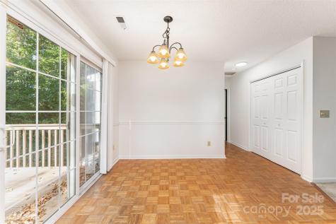 2319 Oak Leigh Drive Charlotte NC 28262