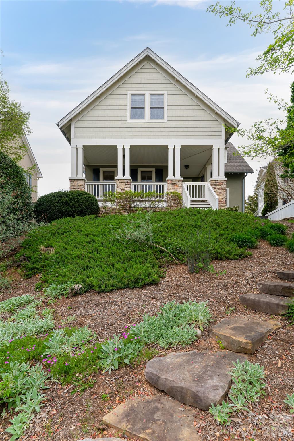 16 Dearborn Street Asheville NC 28803