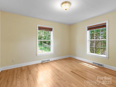44 5th Avenue Asheville NC 28806