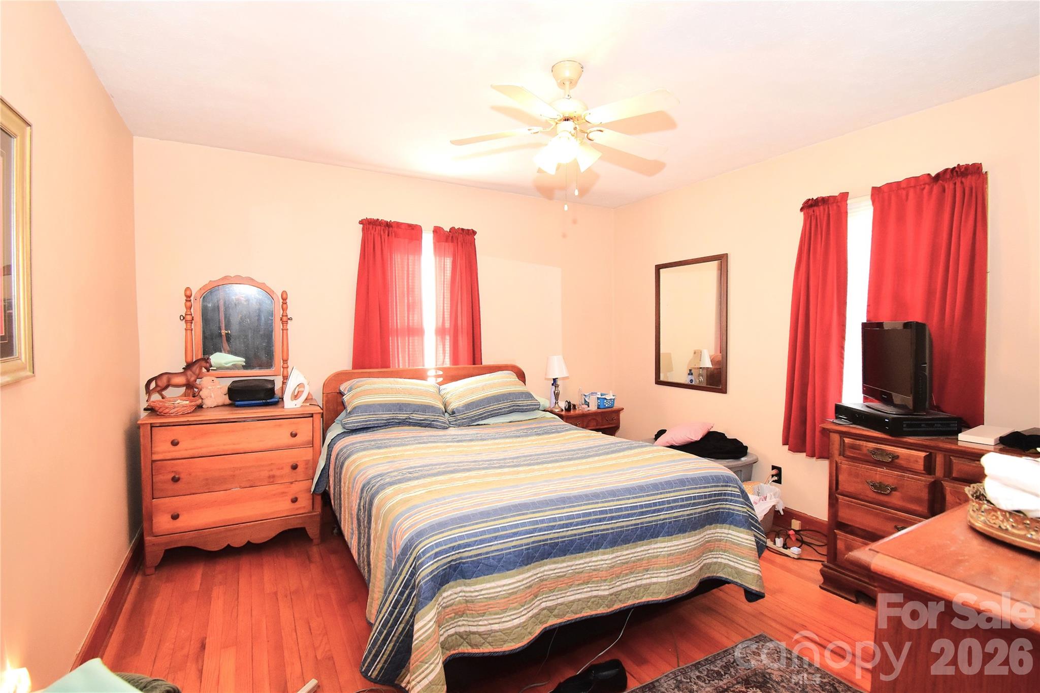 8 Donna Drive Candler NC 28715