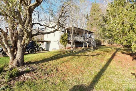 8 Donna Drive Candler NC 28715