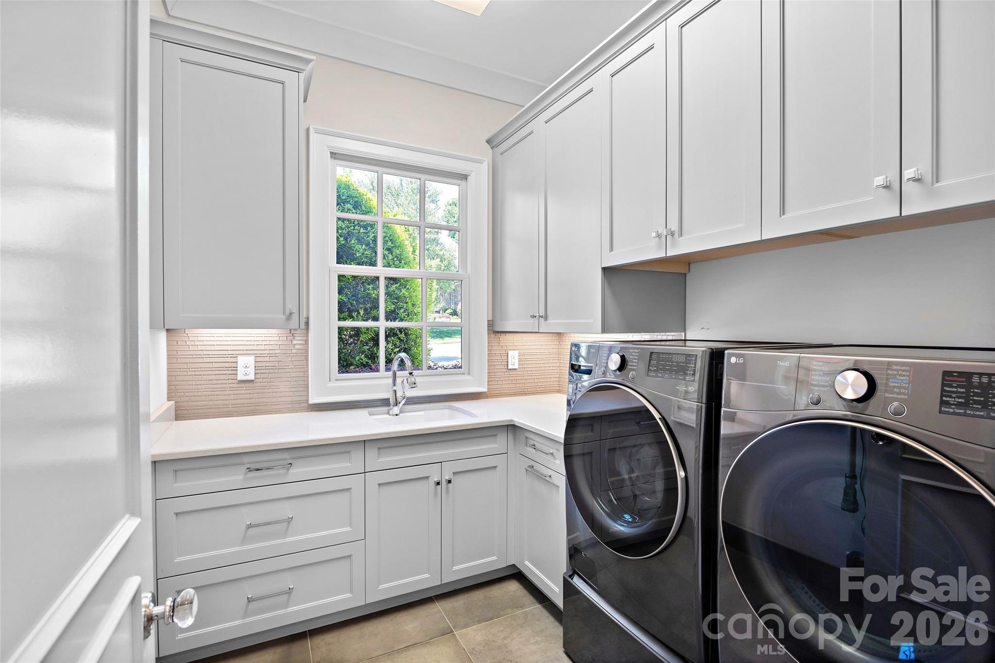 5917 Saint John Lane Charlotte NC 28210