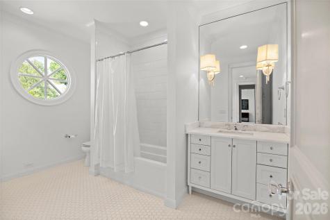 5917 Saint John Lane Charlotte NC 28210